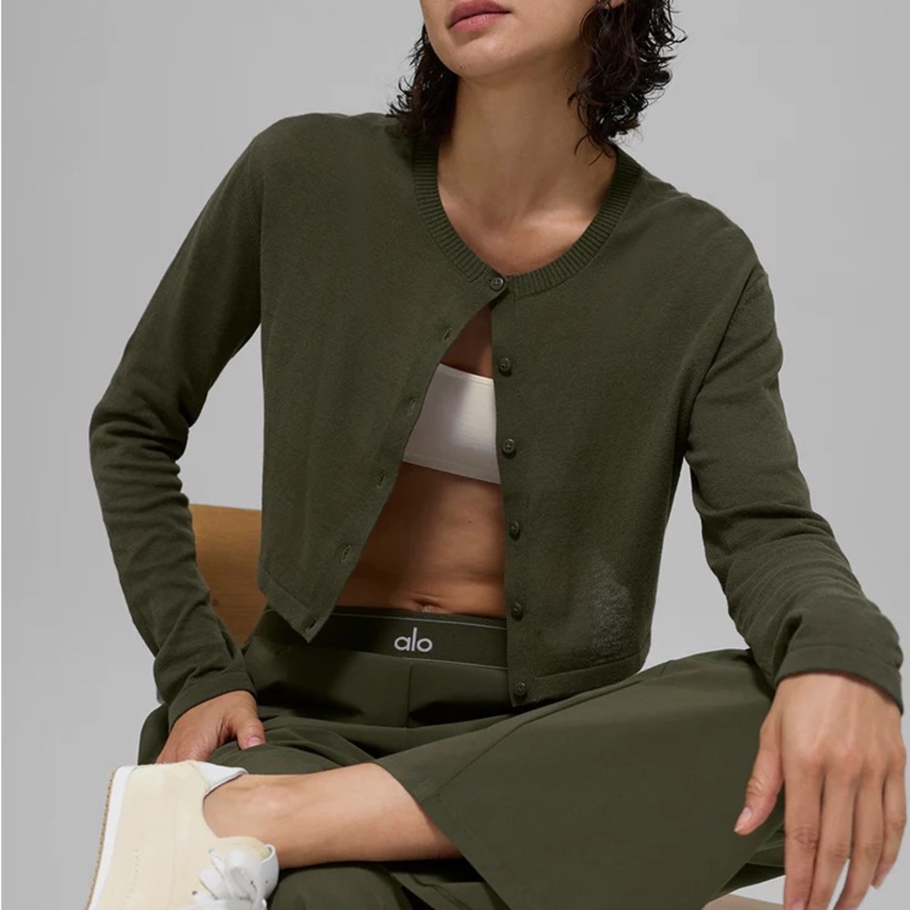 ALO Yoga Olive Crop Cardigan - Picture 3 of 7